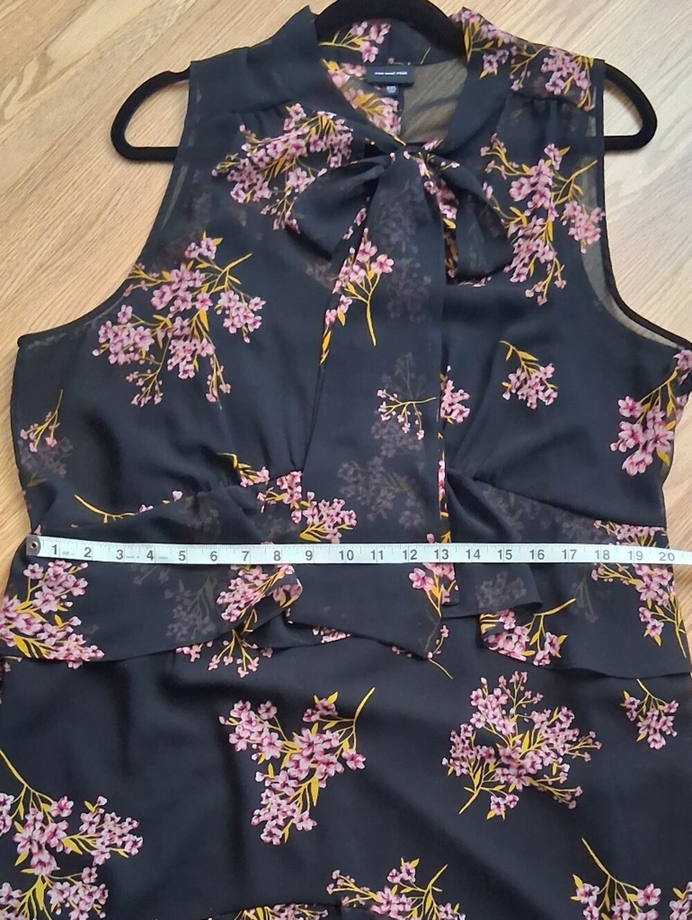 Who What Wear Black Maxi Dress with Pink Floral Print and Tie Neck - Picture 8 of 9
